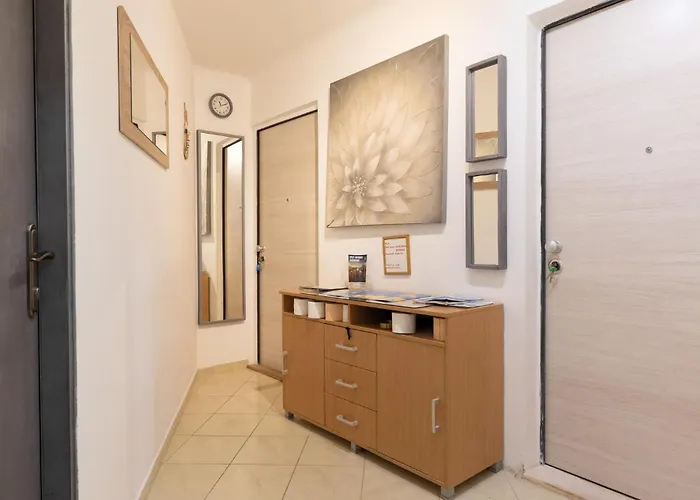 Apartamento 1 Bedroom Beautiful In