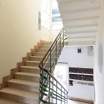 1 Bedroom Beautiful In ספליט