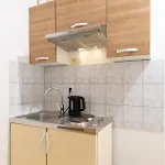 1 Bedroom Beautiful In