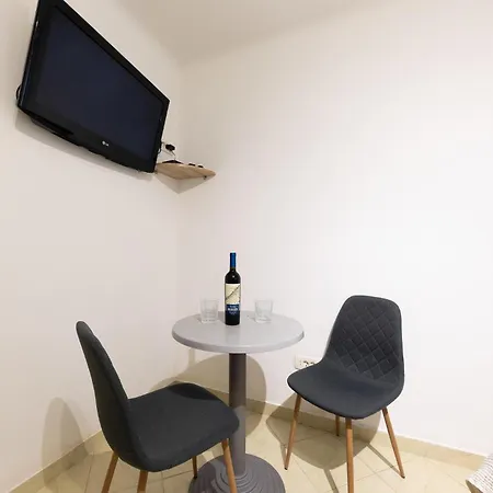 דירה 1 Bedroom Beautiful In